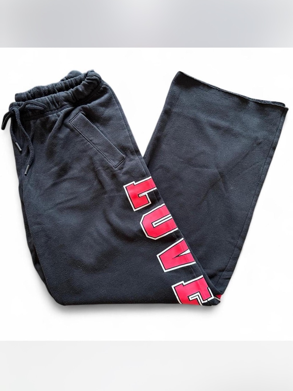 VICTORIA’S SECRET PINK Boyfriend WideLeg Sweatpant in Black with Red Print — S